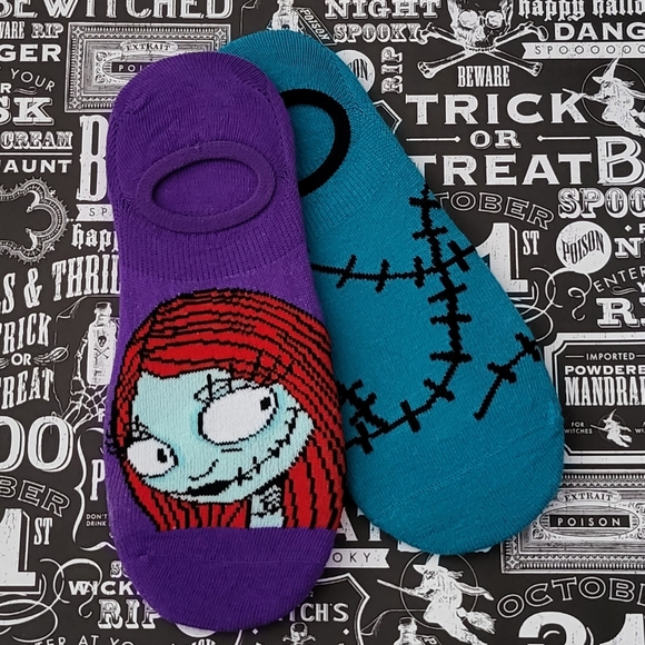 Disney Accessories - NWOT 2 Pairs of No Show Socks